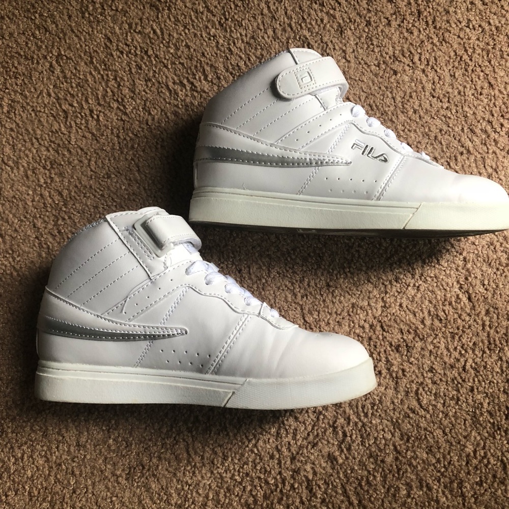 Fila Vulc 13 size 4 in youth